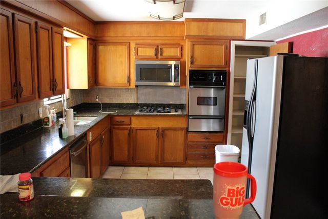 1306 Aswan Dr, Corpus Christi, TX 78412