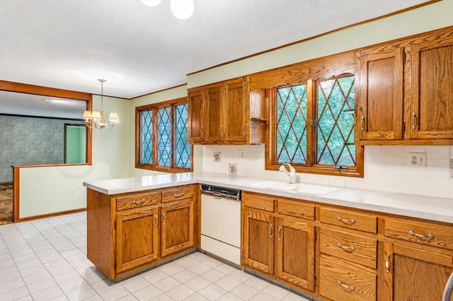 120 Green Tree Lane, Somers, CT 06071