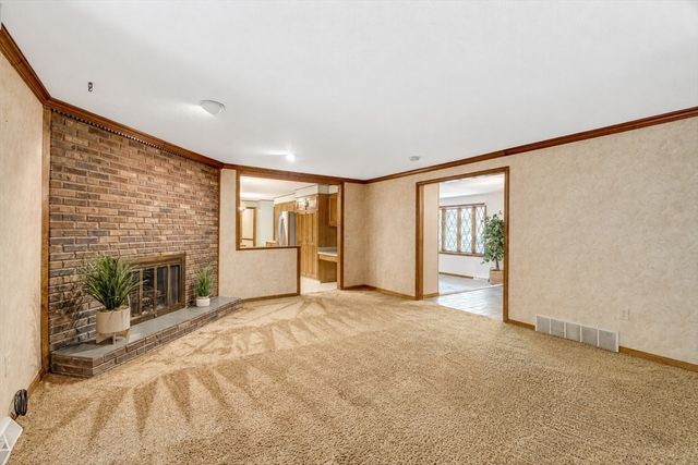 120 Green Tree Lane, Somers, CT 06071