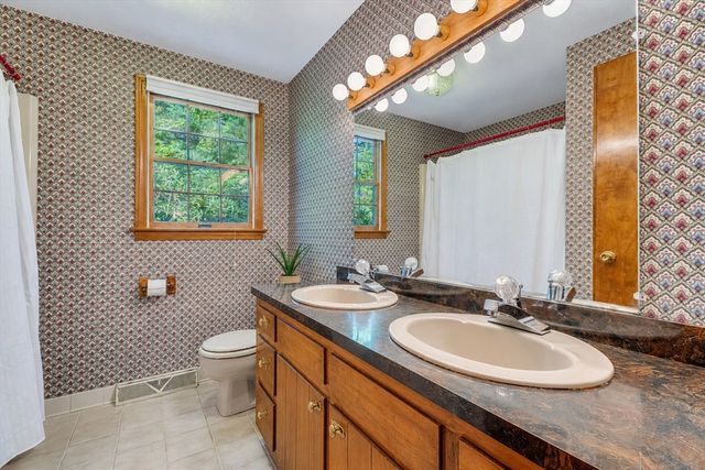 120 Green Tree Lane, Somers, CT 06071