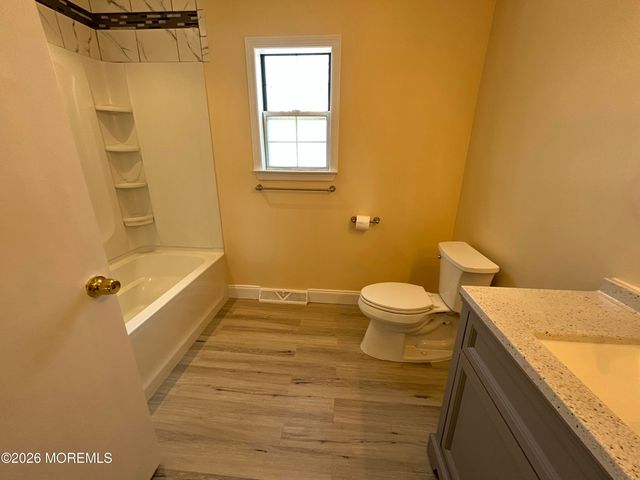 17 Country Lane, Hamilton, NJ 08609