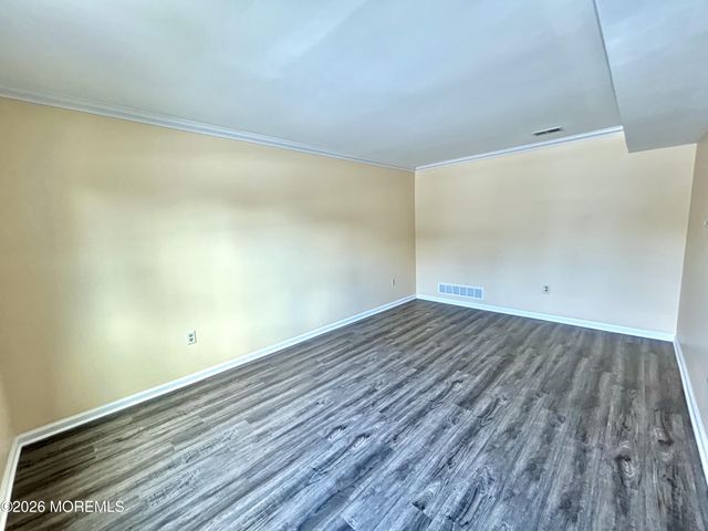 17 Country Lane, Hamilton, NJ 08609