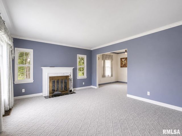 1001 E FORREST HILL Avenue, Peoria, IL 61603