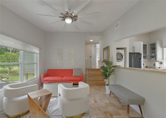 4111 DR MARTIN LUTHER KING JR STREET N, St Petersburg, FL 33703