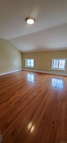 71 Lander Street, Newburgh, NY 12550