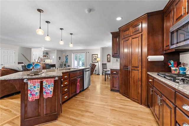 3723 E 104th Street, Kansas City, MO 64137