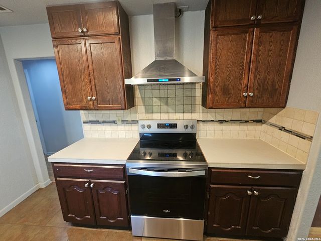 1227 Oblate, San Antonio, TX 78216