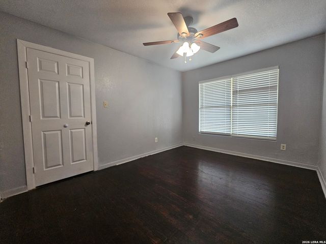 1227 Oblate, San Antonio, TX 78216