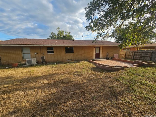 1227 Oblate, San Antonio, TX 78216