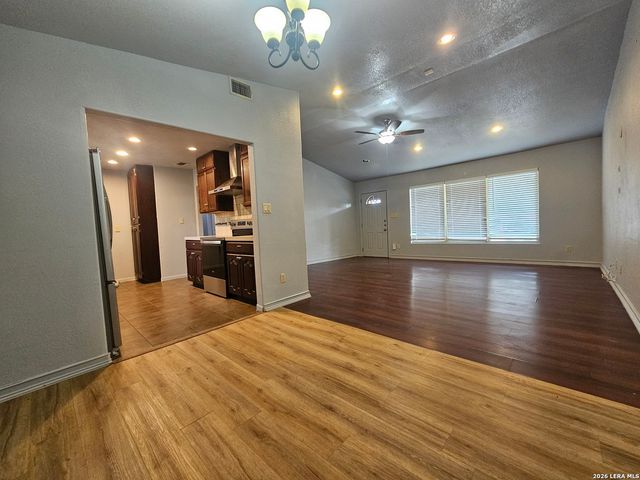 1227 Oblate, San Antonio, TX 78216