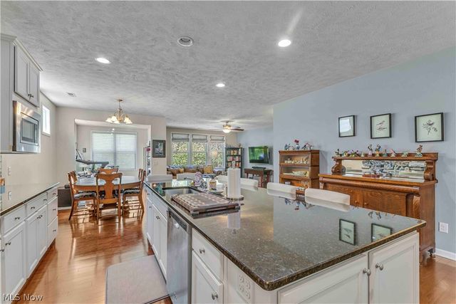 488 Arbor Lane, Copley, OH 44321