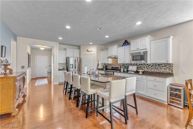 488 Arbor Lane, Copley, OH 44321
