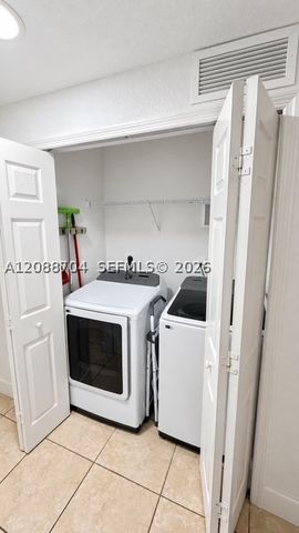 11401 NW 89th St 111, Doral, FL 33178