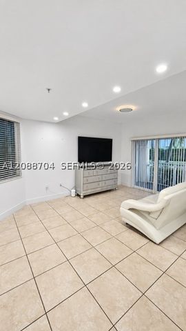 11401 NW 89th St 111, Doral, FL 33178
