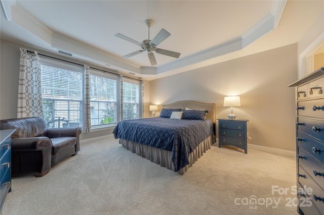 8127 Oratorio Place, Charlotte, NC 28270