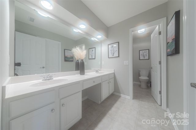 8127 Oratorio Place, Charlotte, NC 28270