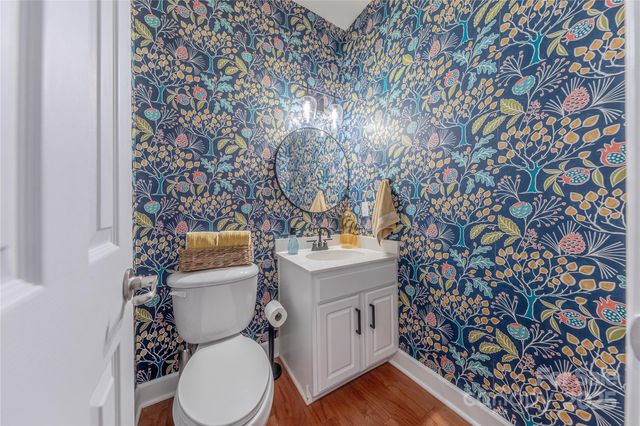 8127 Oratorio Place, Charlotte, NC 28270