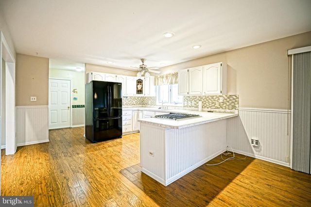 6 ARNELL DR, Rehoboth Beach, DE 19971