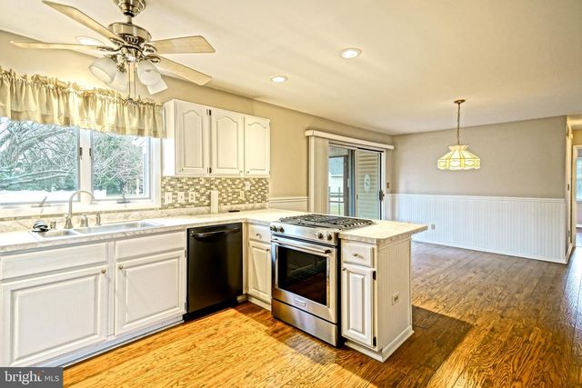 6 ARNELL DR, Rehoboth Beach, DE 19971