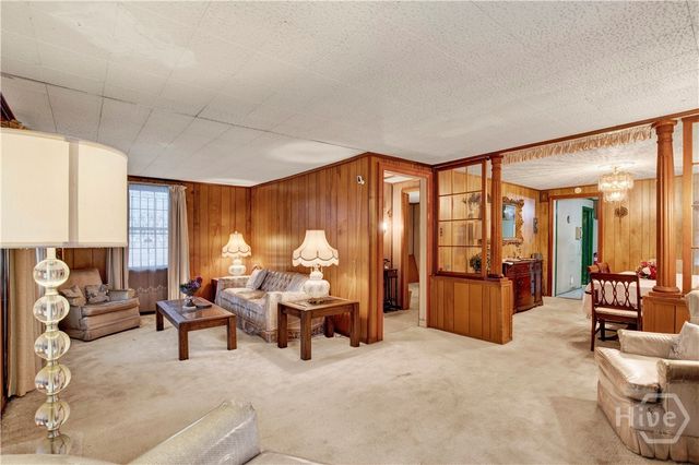 2205 Ogeechee Road, Savannah, GA 31415