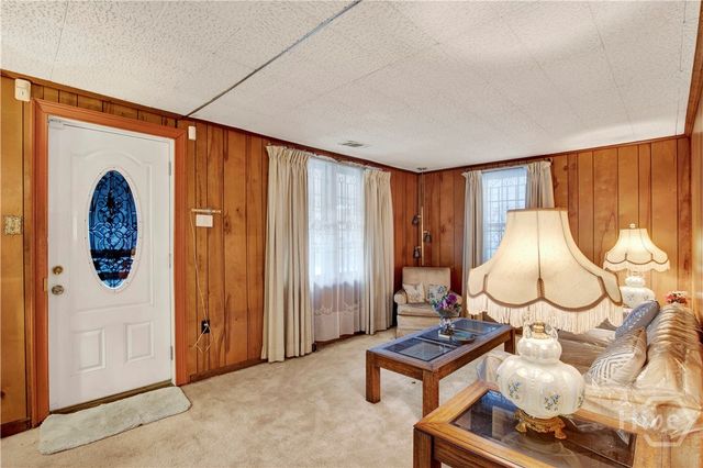 2205 Ogeechee Road, Savannah, GA 31415