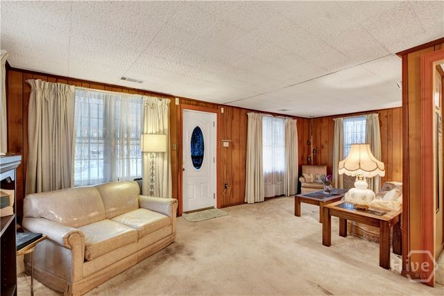 2205 Ogeechee Road, Savannah, GA 31415