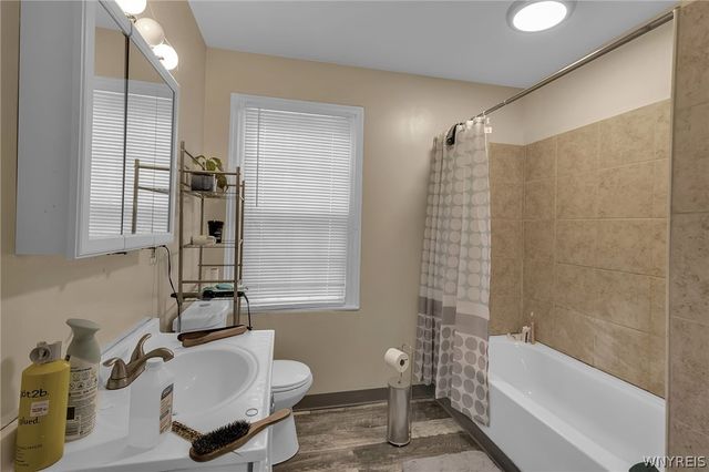 43 Waterman Street, Lockport City, NY 14094