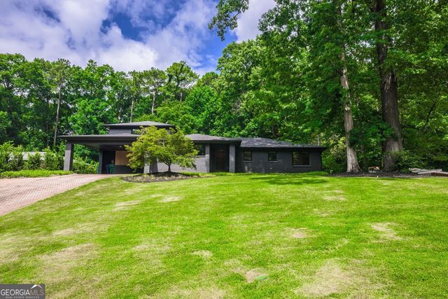 1036 Vistavia Circle, Decatur, GA 30033