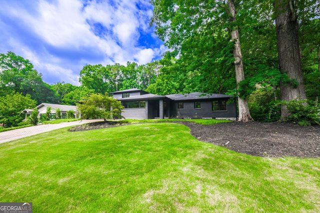 1036 Vistavia Circle, Decatur, GA 30033