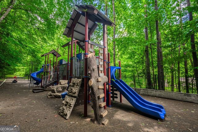 1036 Vistavia Circle, Decatur, GA 30033