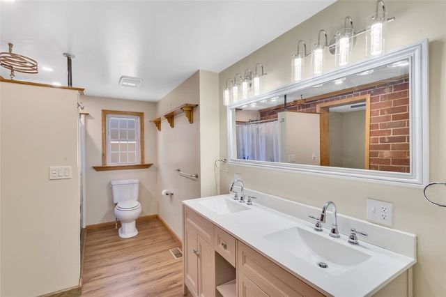 24 Taylor Ave, East Bethlehem, PA 15322