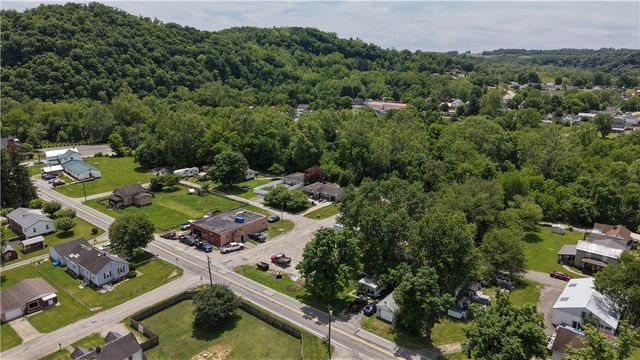 24 Taylor Ave, East Bethlehem, PA 15322