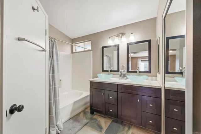 11354 Via Rancho San Diego F, El Cajon, CA 92019