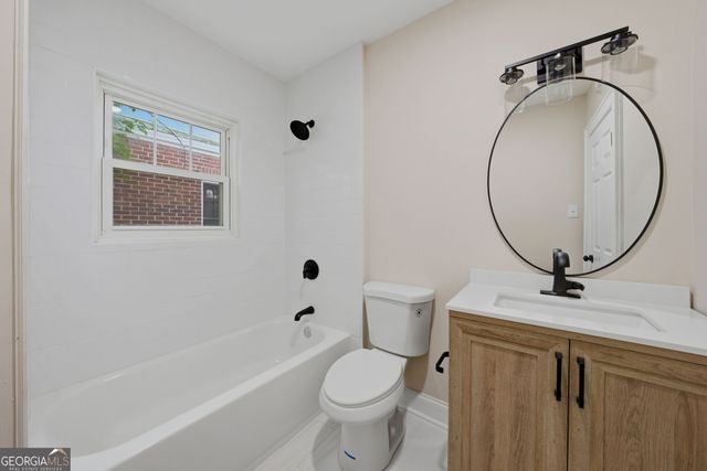 1207 Martin Luther King Jr Dr, Atlanta, GA 30314