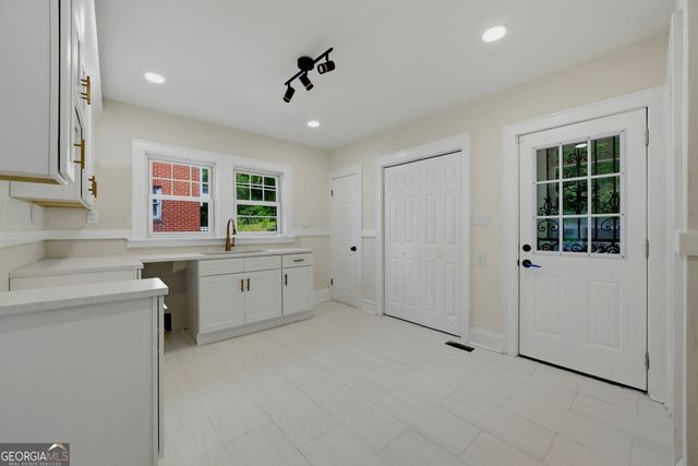 1207 Martin Luther King Jr Dr, Atlanta, GA 30314