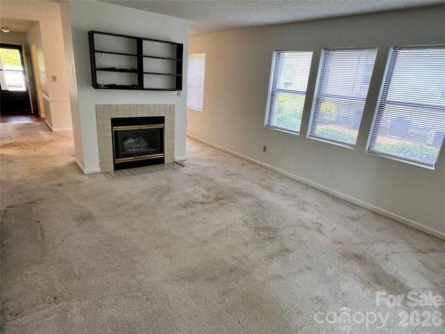 2401 Abbey Circle, Asheville, NC 28805