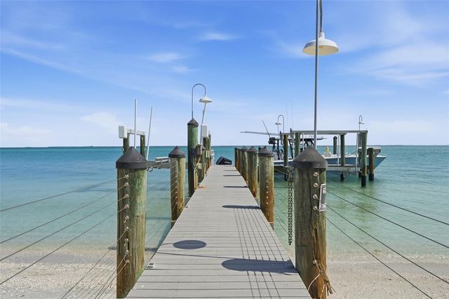211 KINGFISHER DRIVE, Captiva, FL 33924