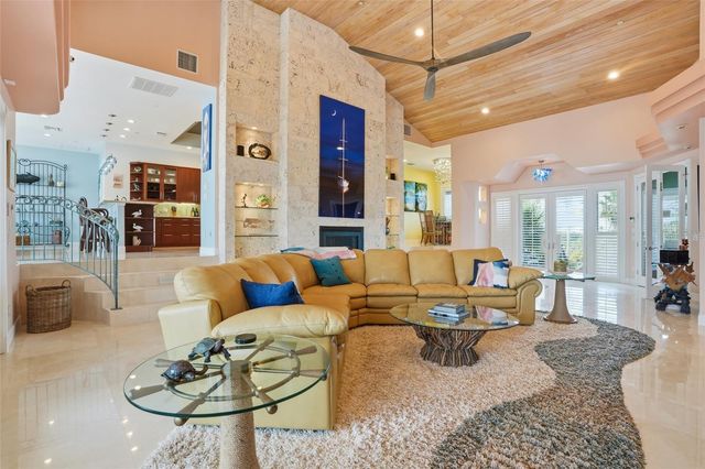 211 KINGFISHER DRIVE, Captiva, FL 33924