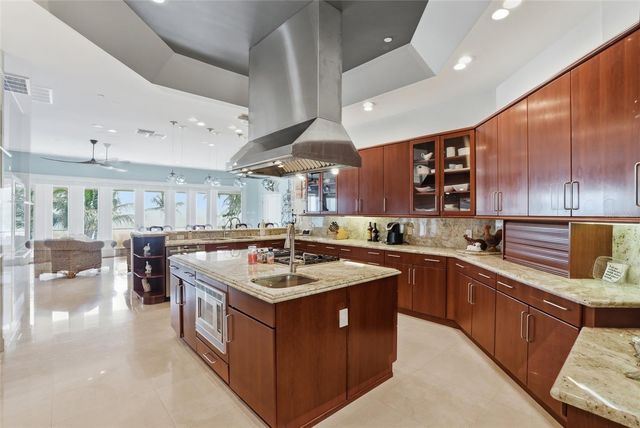 211 KINGFISHER DRIVE, Captiva, FL 33924