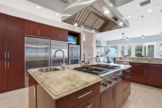 211 KINGFISHER DRIVE, Captiva, FL 33924