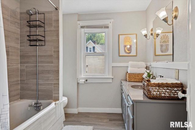 112 N MACARTHUR Boulevard, Springfield, IL 62702