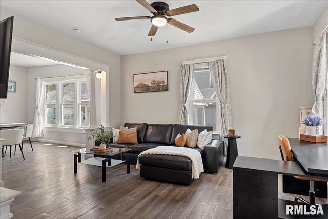 112 N MACARTHUR Boulevard, Springfield, IL 62702