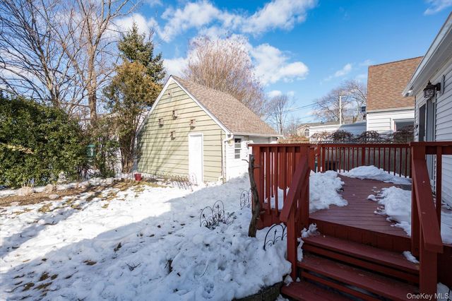 1741 Bushwick Avenue, Merrick, NY 11566