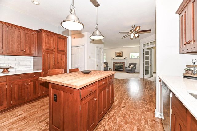 W151N10763 Preserve PARKWAY, Germantown, WI 53022