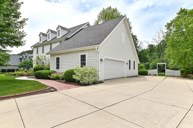 W151N10763 Preserve PARKWAY, Germantown, WI 53022