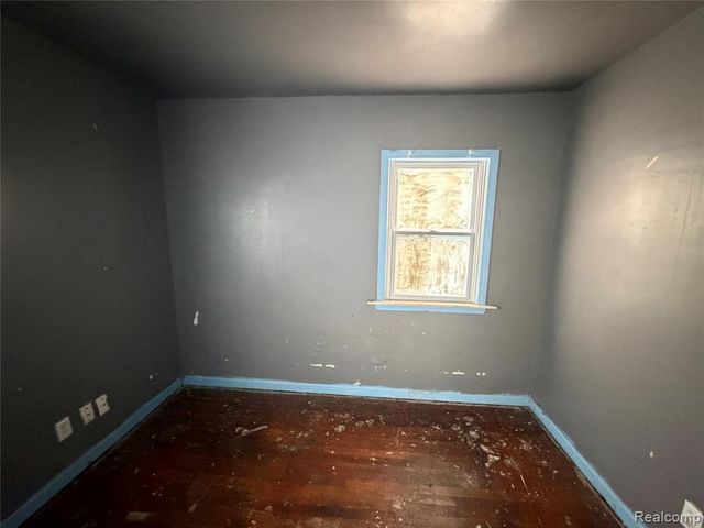 20429 Santa Rosa Drive, Detroit, MI 48221