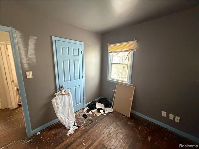 20429 Santa Rosa Drive, Detroit, MI 48221