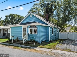 109 BANCROFT AVE, Colonial Beach, VA 22443