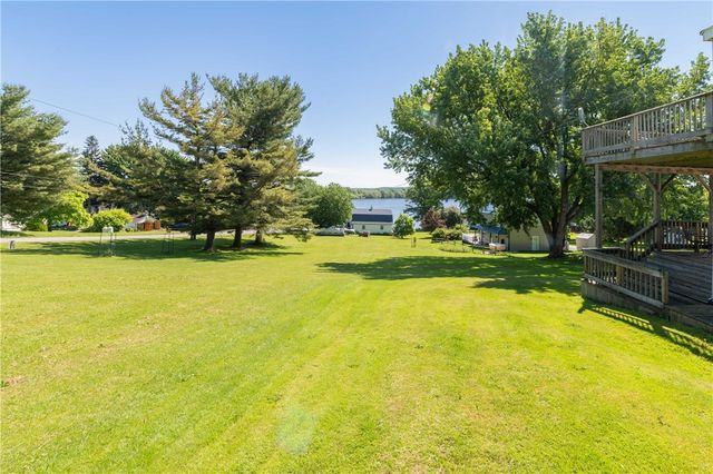 10293 Connecticut Ave, Huron, NY 14590