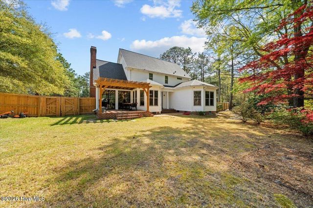 180 Rountree Lane, Southern Pines, NC 28387